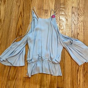 Beautiful blue blouse!